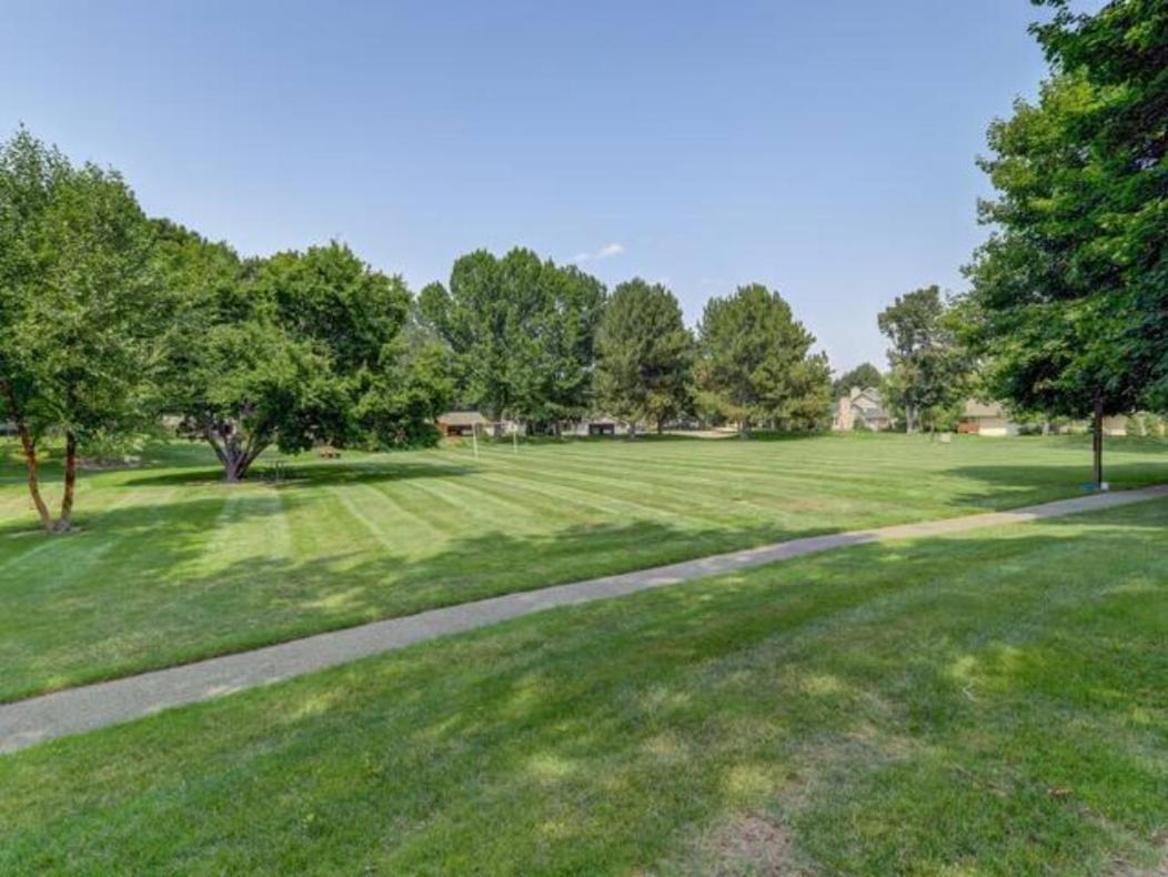 Experience Nirvana With Artwork Collections From Around The Globe Located In Lakewood Neighborhood In Se Boise Next To A Park, Minutes From Bown Crossing And The Boise River, 10 Minutes To Downtown, 4 Beds, Sleeps 8, Pets Welcome In Large Fenced In Y Extérieur photo