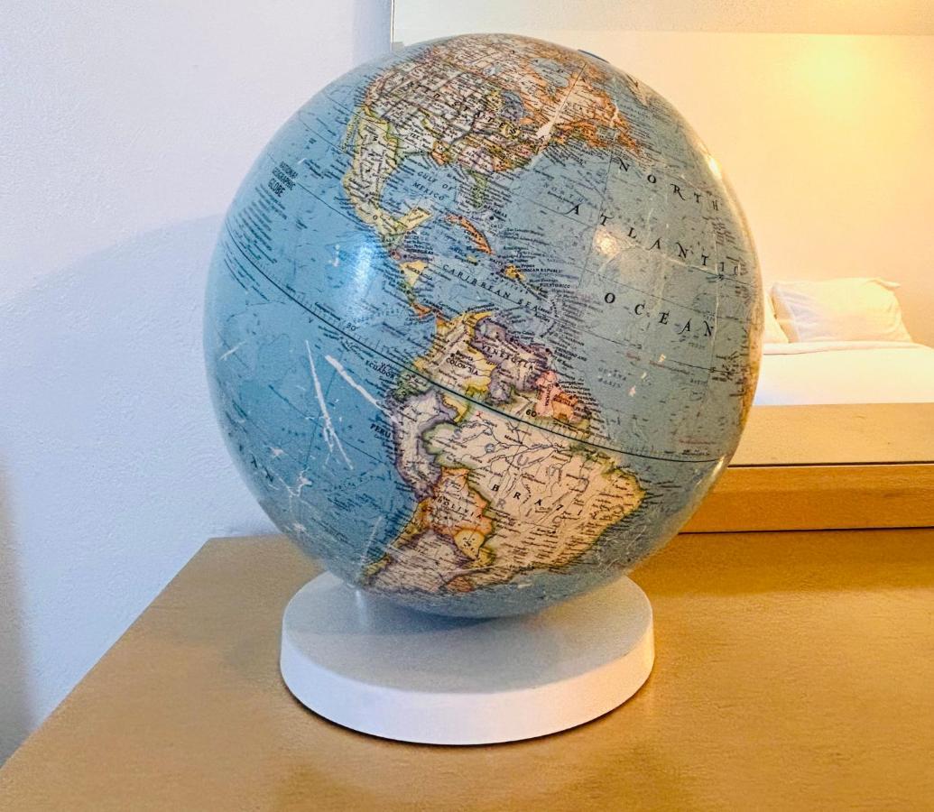 Experience Nirvana With Artwork Collections From Around The Globe Located In Lakewood Neighborhood In Se Boise Next To A Park, Minutes From Bown Crossing And The Boise River, 10 Minutes To Downtown, 4 Beds, Sleeps 8, Pets Welcome In Large Fenced In Y Extérieur photo